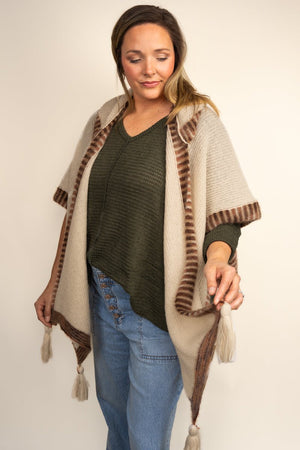 Be Clever Winter Walks Hooded Poncho, Ivory - Wholesale Accessory Market