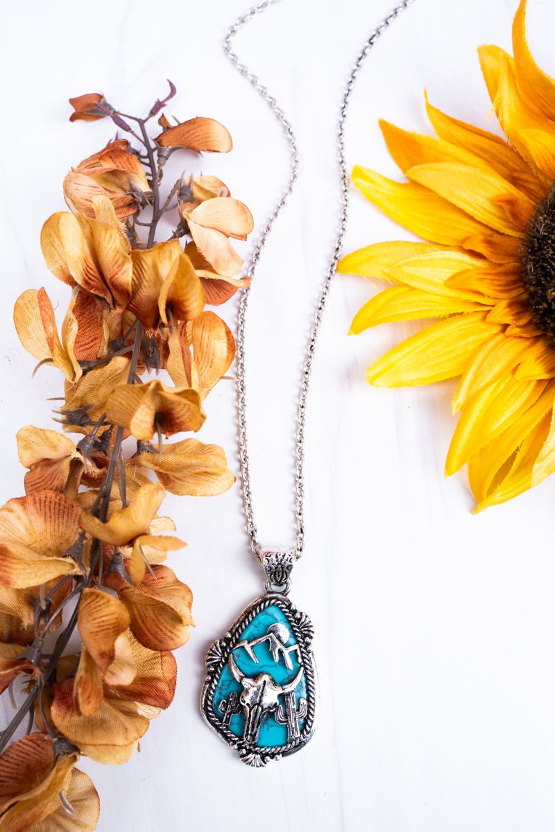 Turquoise Carolina Steer Silvertone Necklace - Wholesale Accessory Market