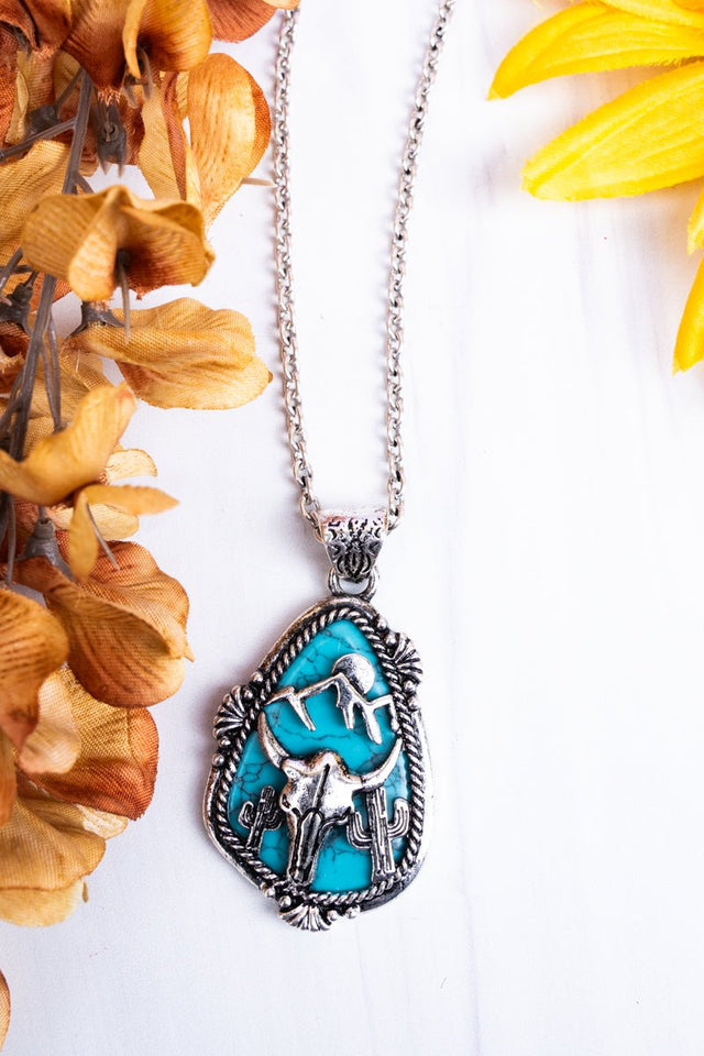 Turquoise Carolina Steer Silvertone Necklace - Wholesale Accessory Market