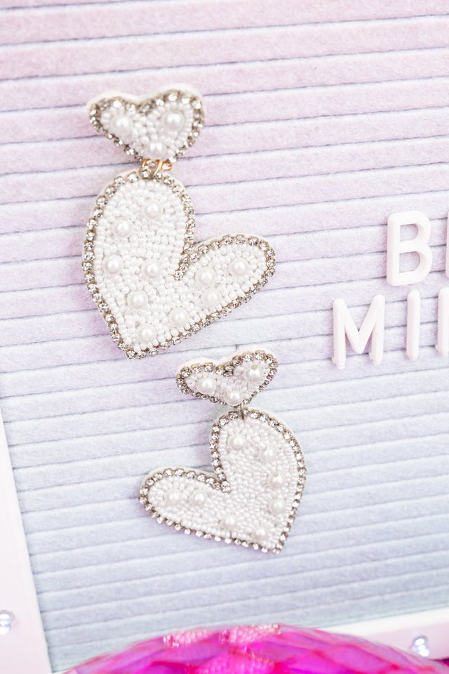 Viola White Doodle Heart Pearl and Seed Bead Earrings - Wholesale Accessory Market