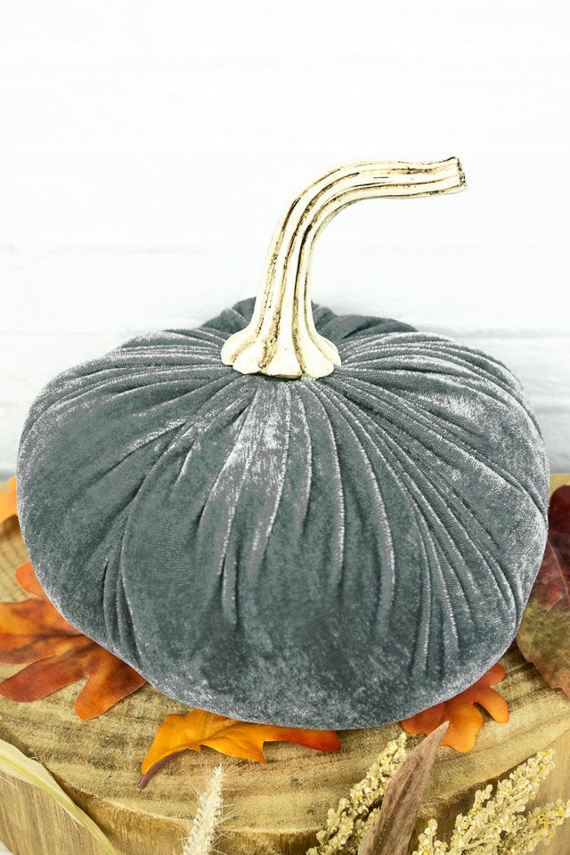 6.5 x 7.5 Autumn Harvest Gray Velvet Pumpkin - Wholesale Accessory Market