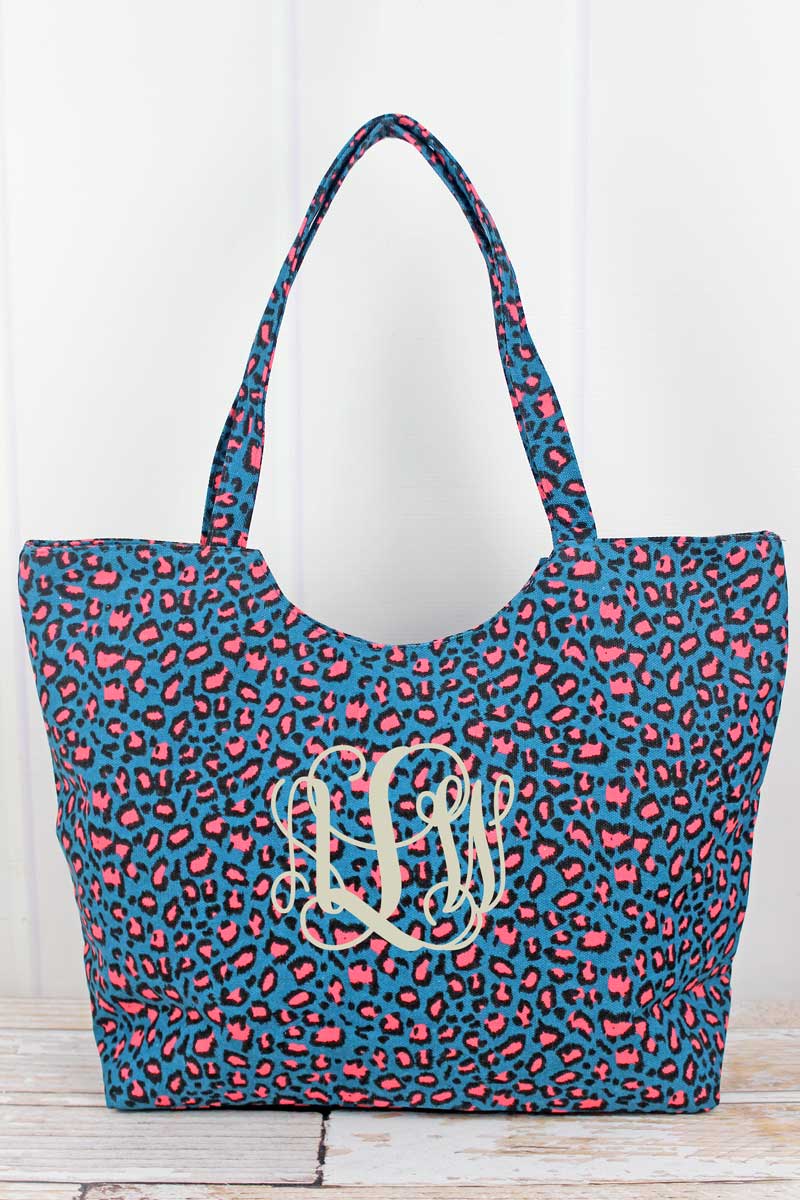 Shoulder Market Bag in Cheetah Print with Monogram