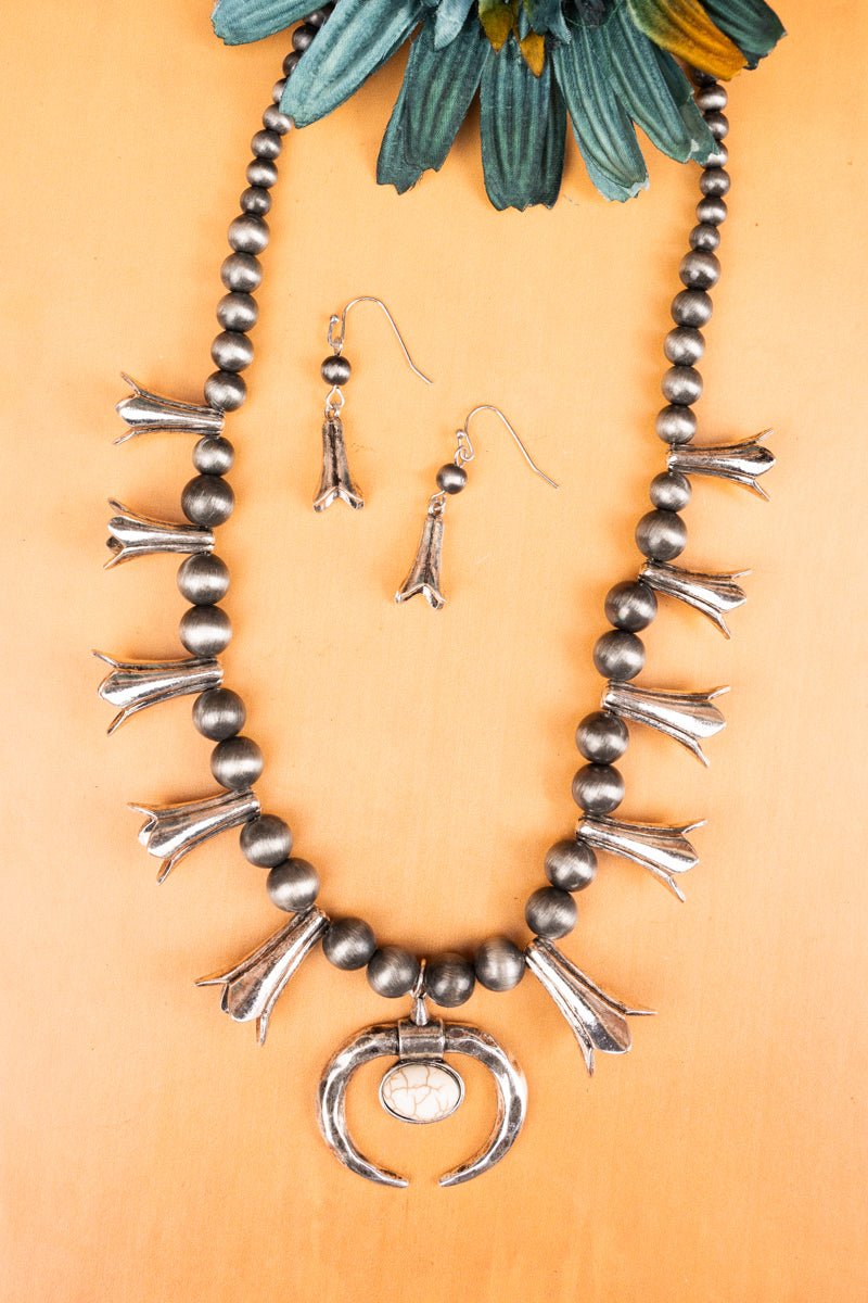 Squash blossom 2025 necklace set