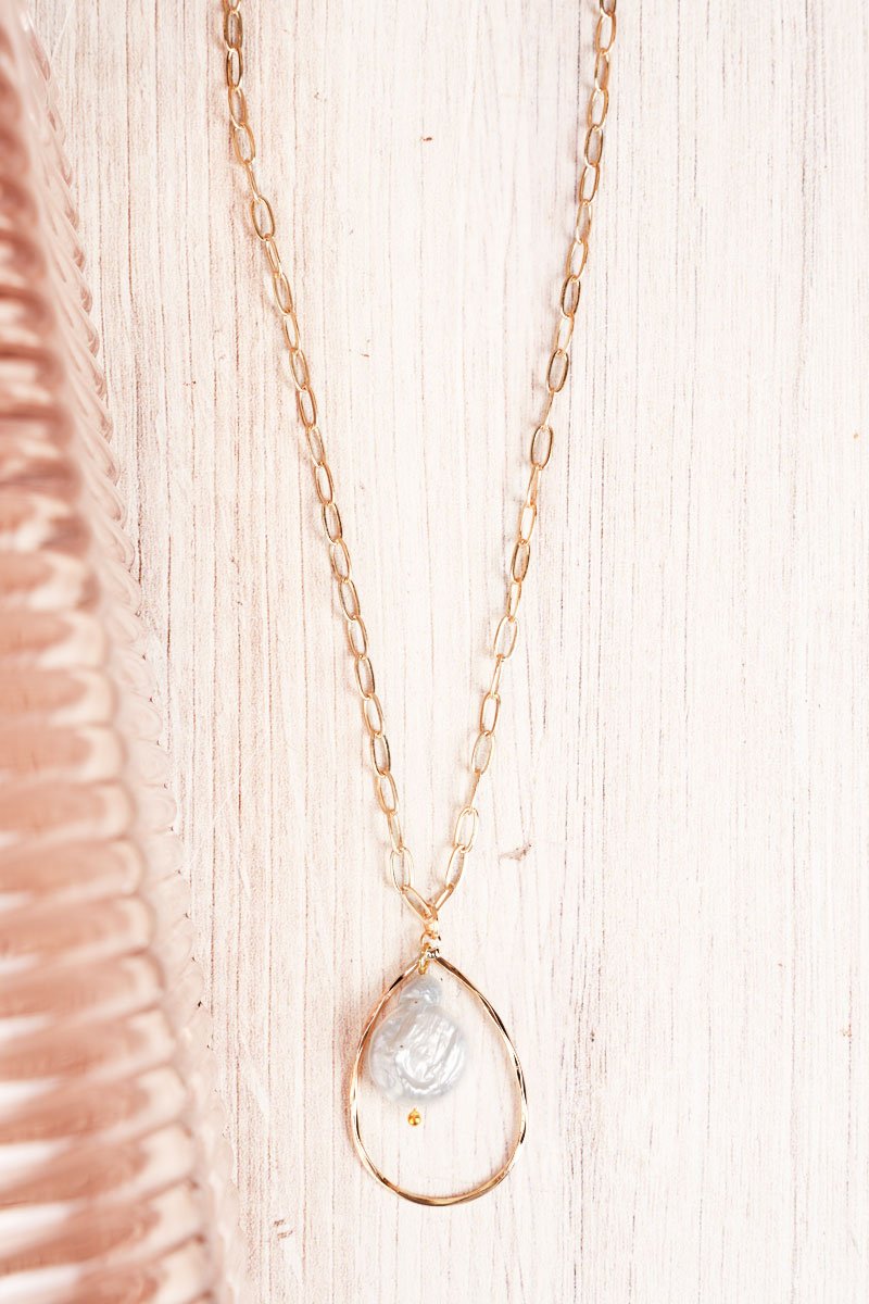 Crystal store avenue necklace