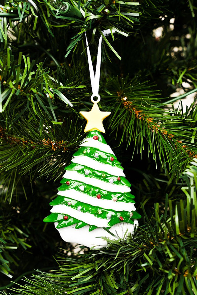 4.25 x 2.75 O Christmas Tree Resin Ornament - Wholesale Accessory Market