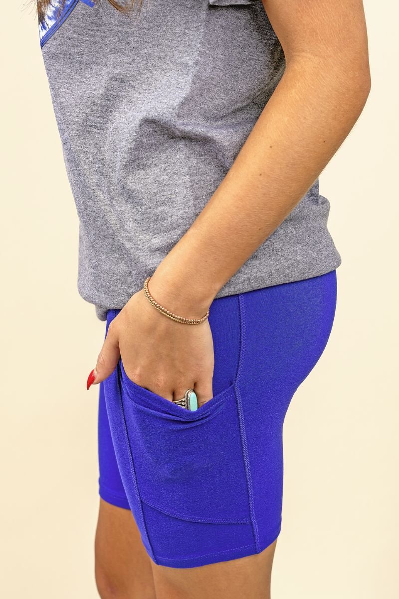 Women's Core Tights Short Space Blue | Buy Women's Core Tights Short Space  Blue here | Outnorth